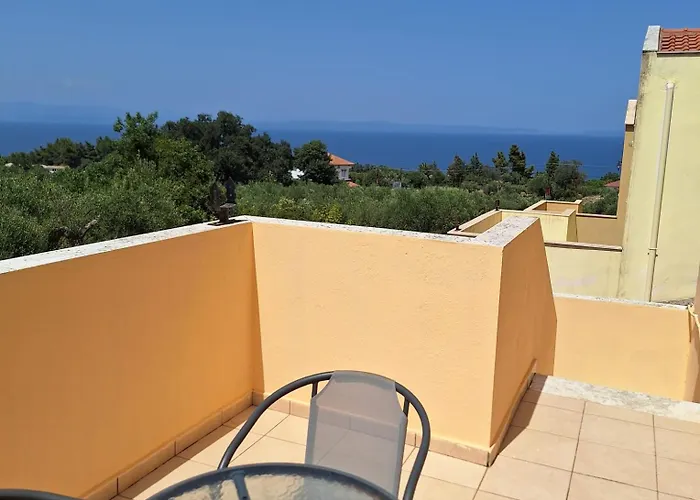 بيت للعطل Ktima Manolas *