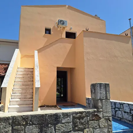 別荘 Ktima Manolas クリオピギ