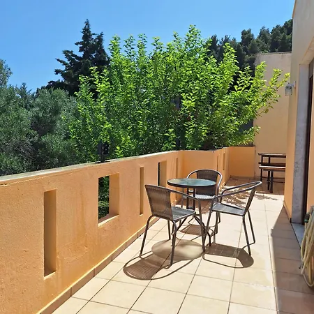 Ktima Manolas 別荘 クリオピギ